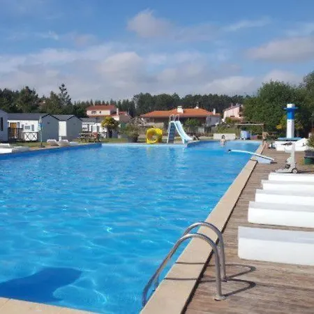 Au Bord De La Piscine 4 Pers 5a Campsite